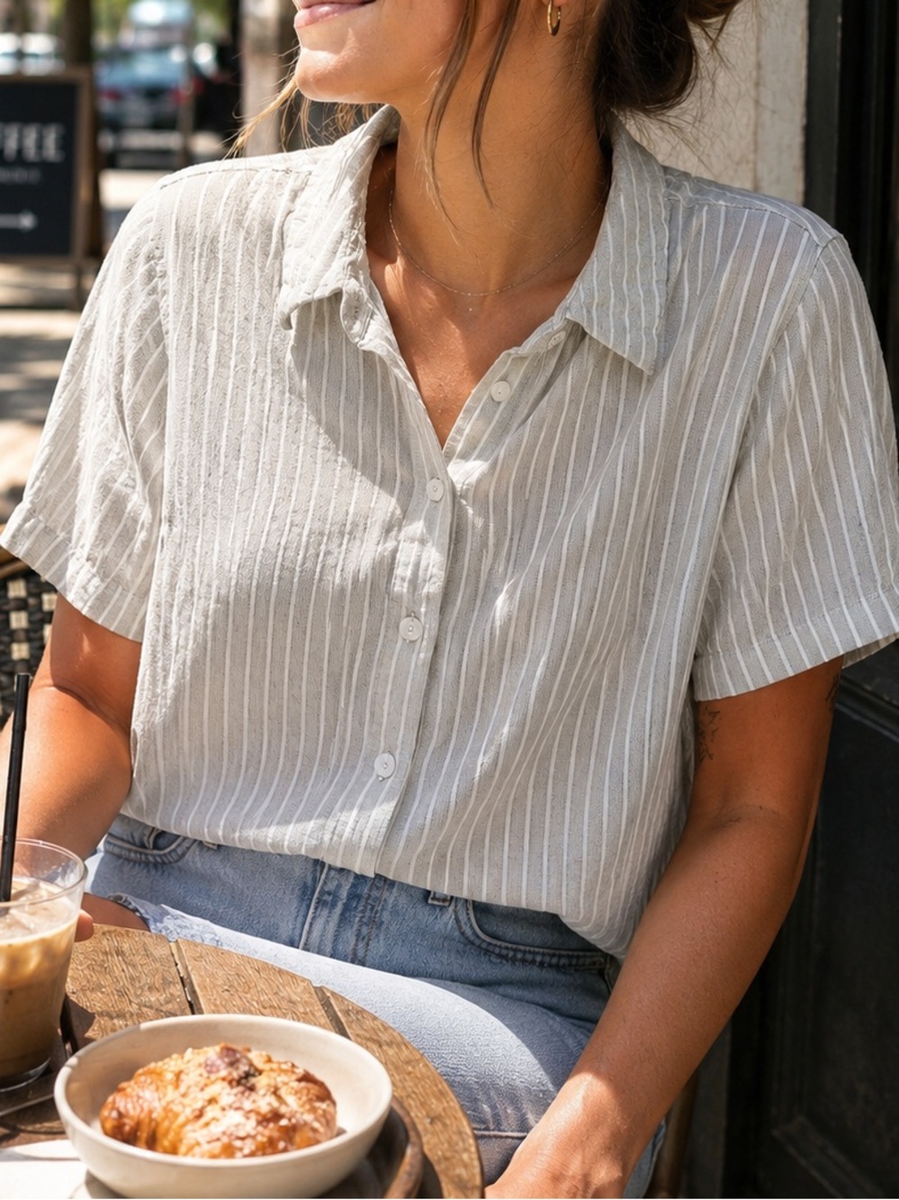 Rafaella Cream and White Striped Short-Sleeve Button-Down Shirt